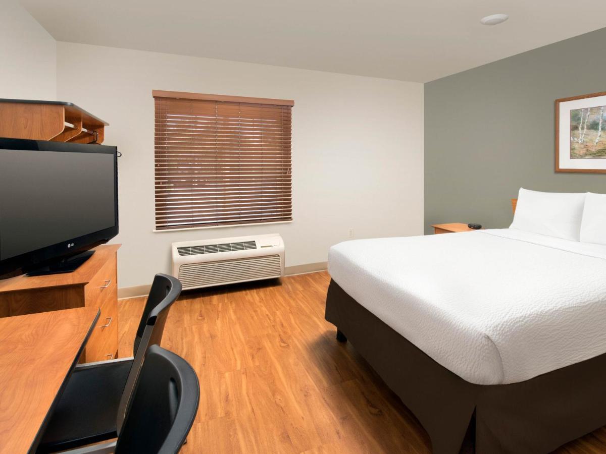 Extended Stay America Select Suites - Akron - South Portage Lakes Exterior photo