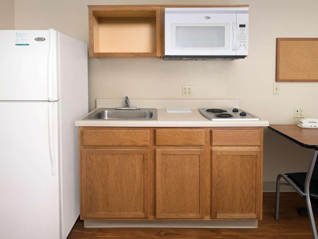 Extended Stay America Select Suites - Akron - South Portage Lakes Room photo