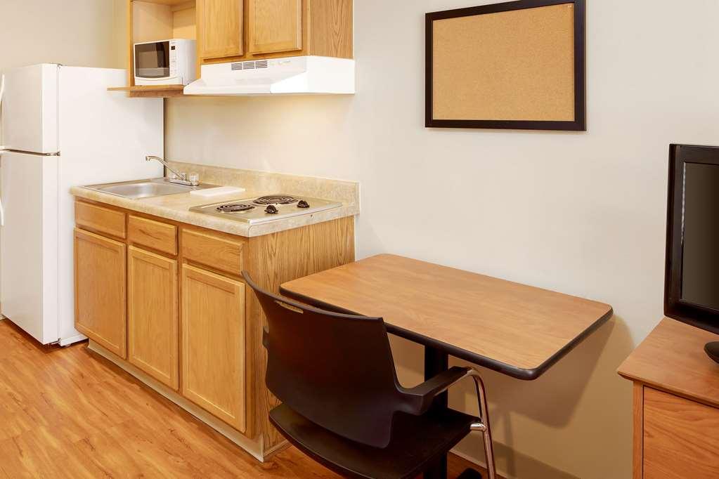 Extended Stay America Select Suites - Akron - South Portage Lakes Room photo
