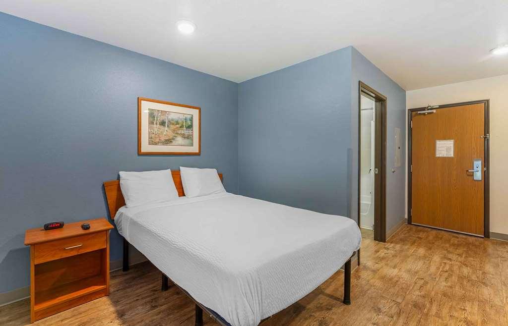 Extended Stay America Select Suites - Akron - South Portage Lakes Room photo