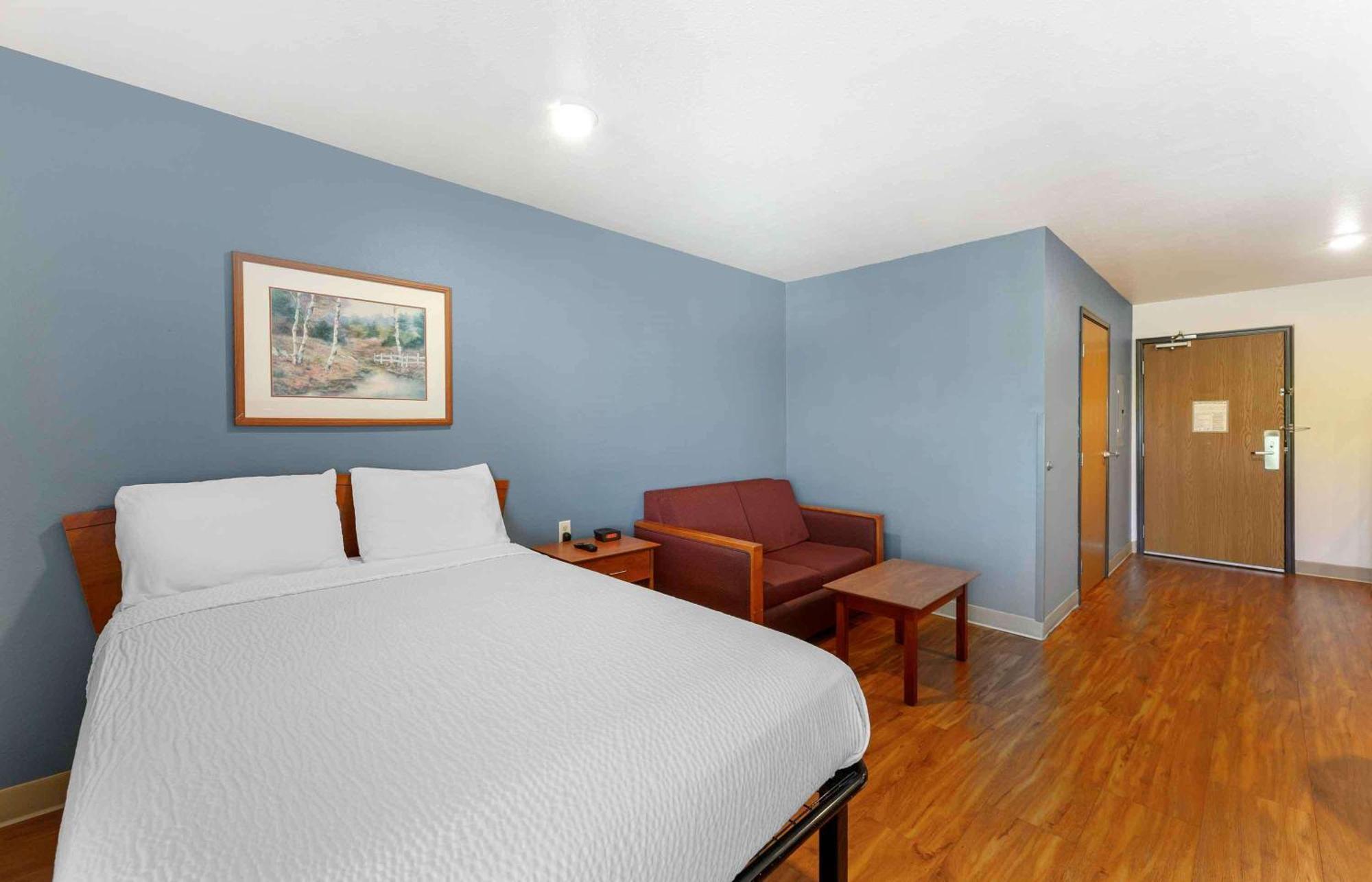 Extended Stay America Select Suites - Akron - South Portage Lakes Exterior photo